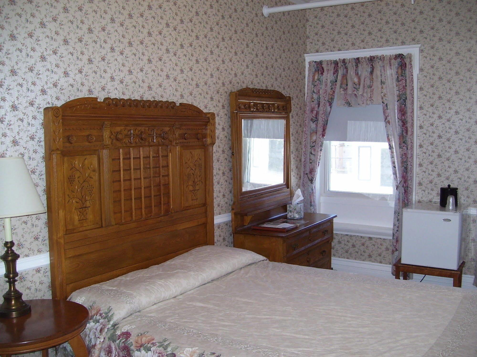 Thayers Inn Літтлтон Екстер'єр фото